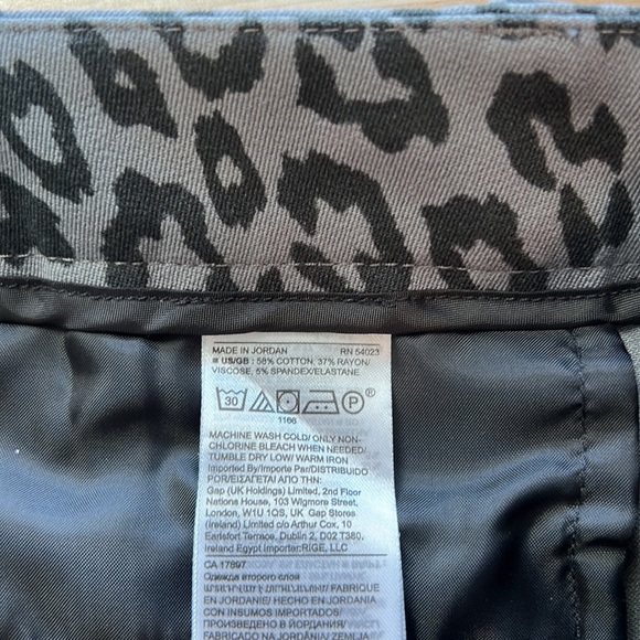 Banana Republic Sloan Mid-Rise Twill Gray & Black Leopard Dress Pant Trouser, 4 - Picture 8 of 8
